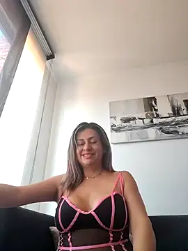 Chat XXX ao vivo de Latiinvenushot