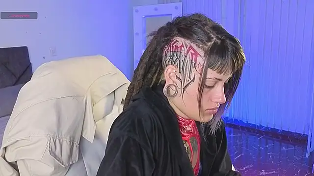 Živý XXX chat _sharlotte777