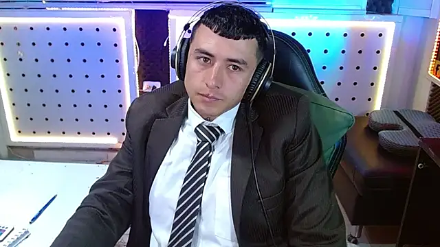 Godofcumxxx Adlı Modelin Canlı XXX Sohbeti