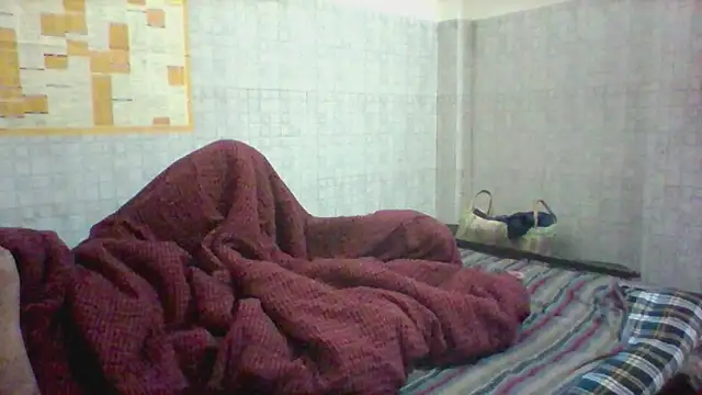 bigvorn6 Adlı Modelin Canlı XXX Sohbeti