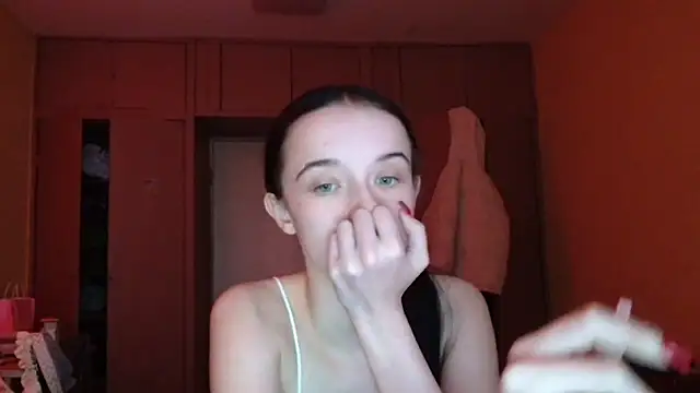 Emilia_Light's Live XXX Chat