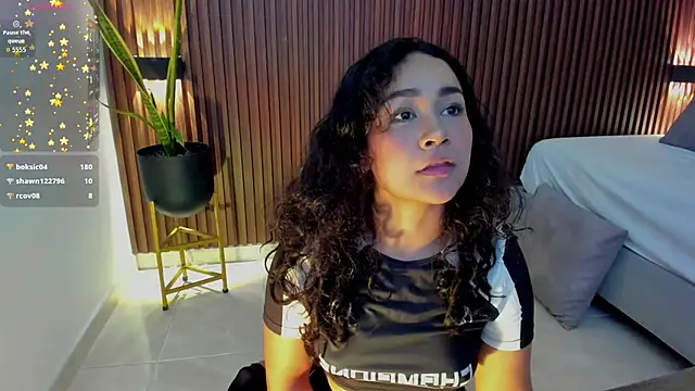 rossie_lanie_ Obrolan Langsung XXX