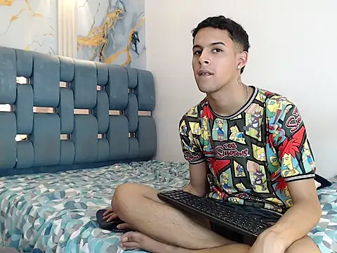 XXX chat uživo modela GOLD_BOYS