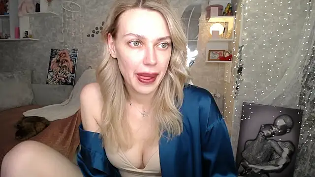 NickyAdamidi live XXX chat