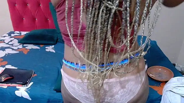 Pokazy przed kamerką – sweetcandyx24