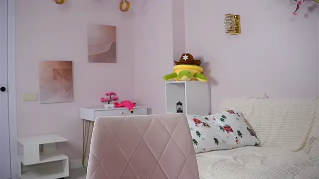 SunnivaCovil élő XXX-chatje