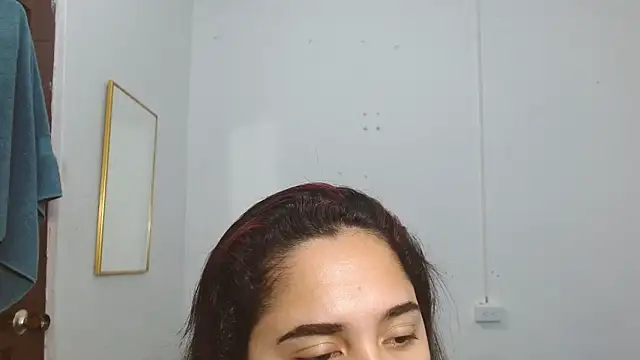 Chat XXX ao vivo de Thalian