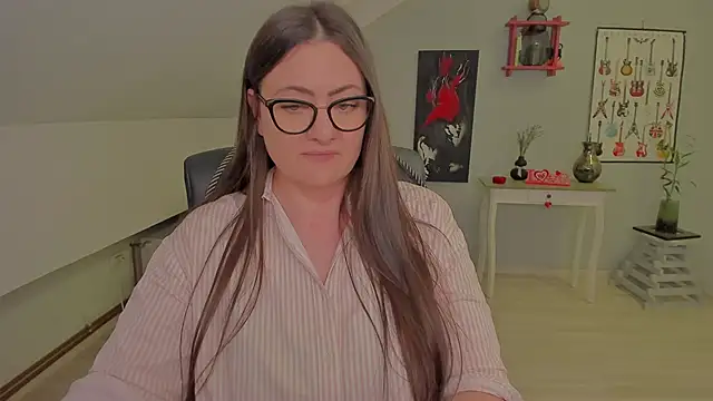 Chat XXX en directo de MistressDarrah