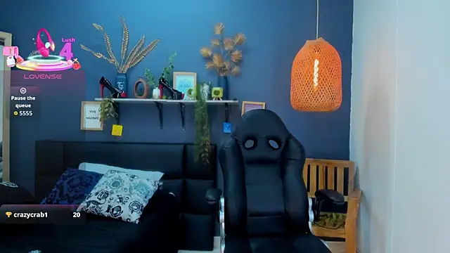 yessila_parker: онлайн-секс-чат