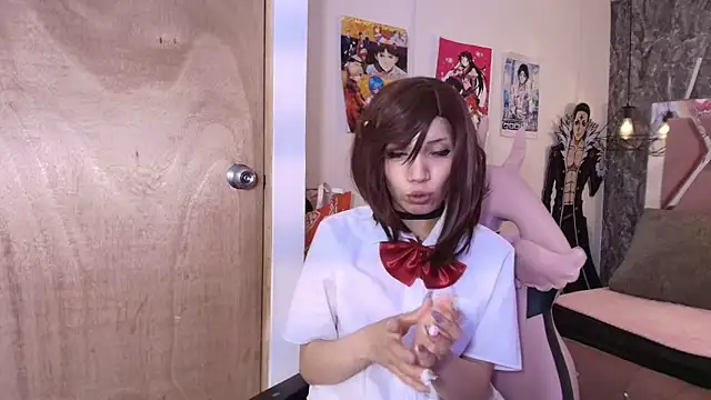 Terraelowen Chat XXX live