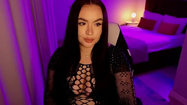 Chat +18 de tinafox_ ao vivo