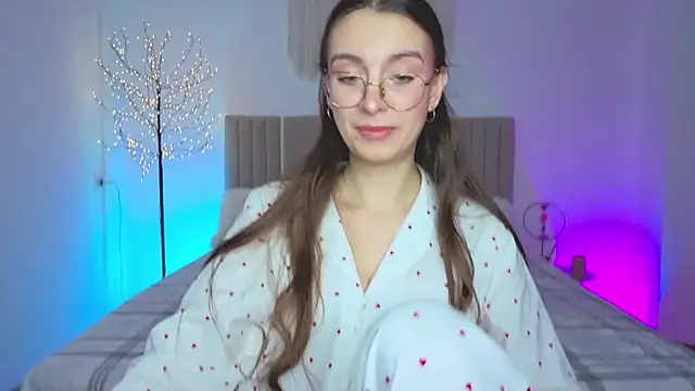 Real_cutie1's Live XXX Chat