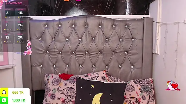 LAILAGUMMY – Naživo XXX chat