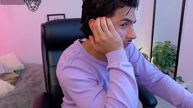 Chat XXX en directo de Elian_savoy