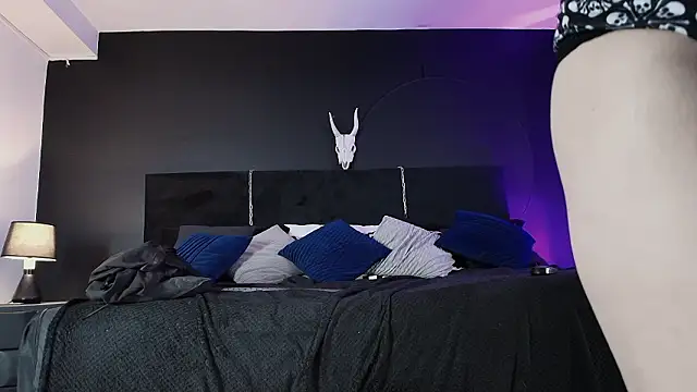 _Jade_16 – Naživo XXX chat