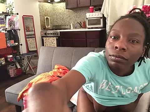 littyleesh1's Live XXX Chat