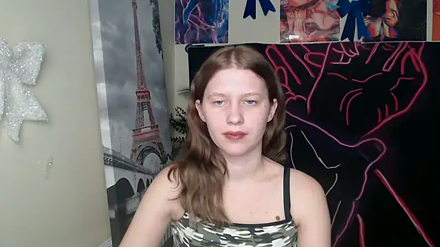 StellaCRL Adlı Modelin Canlı XXX Sohbeti