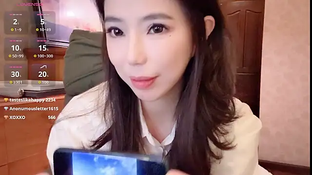 -Eileen-のウェブカメラショー