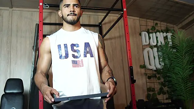 Chat +18 de Reik_Vonn ao vivo