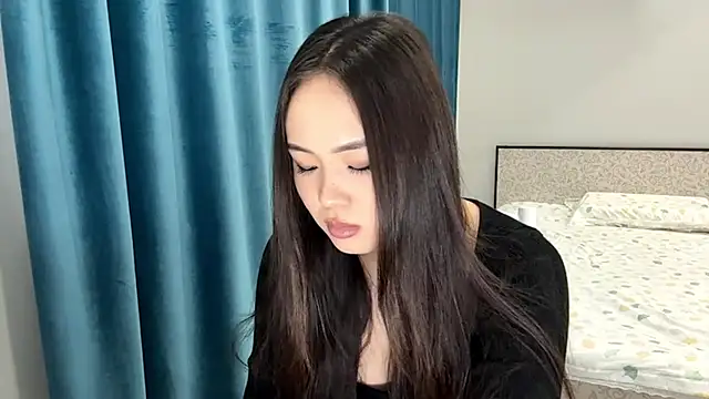 SupremeDividend Adlı Modelin Canlı XXX Sohbeti