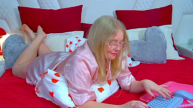 EmilyEvanse Adlı Modelin Canlı XXX Sohbeti