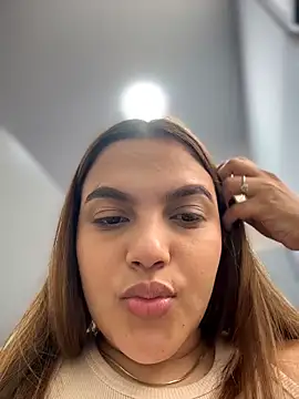 Colibri_xxxn Live XXX chat