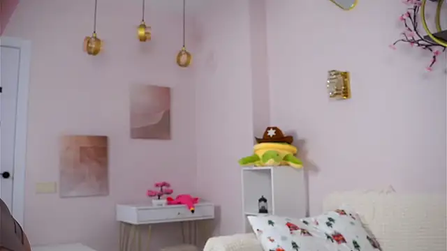 SunnivaCovil 라이브 XXX 채팅