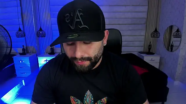 Chat XXX Live jhon_bear03