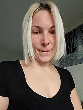 Sunny-Sin 라이브 XXX 채팅