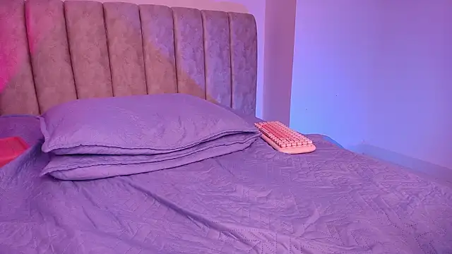 Chatroom XXX en direct de agath_69