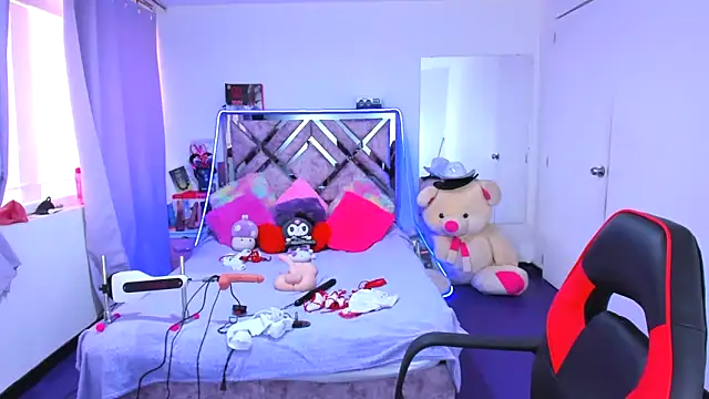 Luna_Analya 即時 XXX 聊天