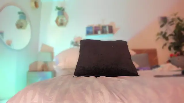 YariRose Obrolan Langsung XXX