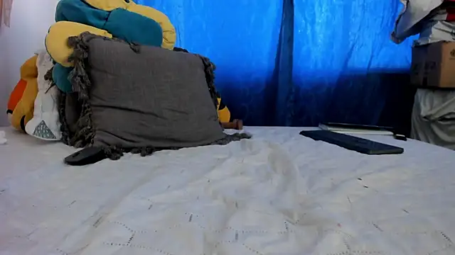 Онлайн чат XXX BlowMommy_