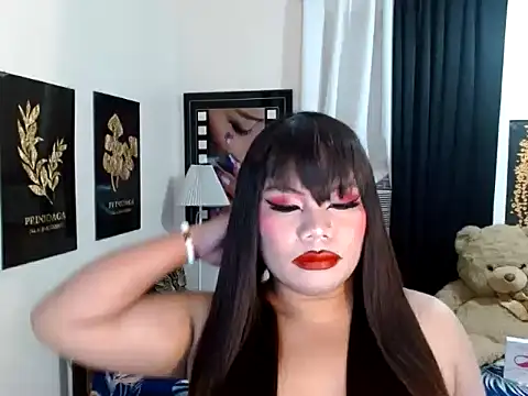 Show de TSbrianaHugeCock na webcam