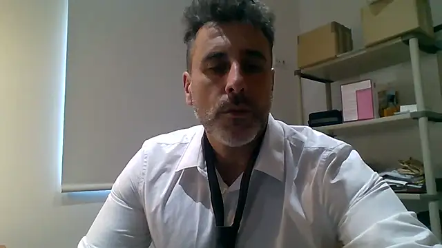 Show modela 66MA69 na web-kameri