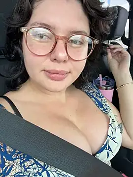 mangolini_parrocini Chat XXX in diretta