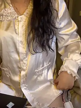 Czat XXX na żywo – Meomeo_222