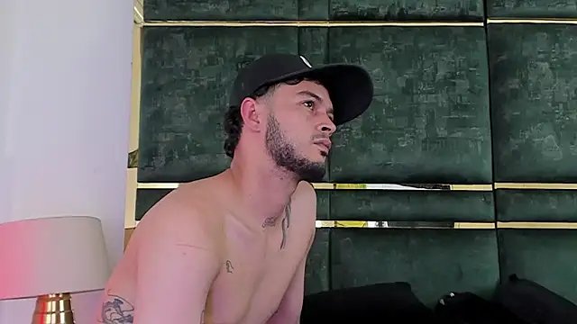 GaelyCoral Chat XXX live