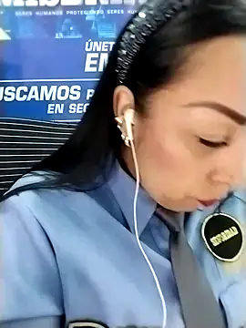 CRISTAL__11のライブXXXチャット