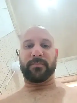 Paupravc: διαδικτυακό σόου στην κάμερα