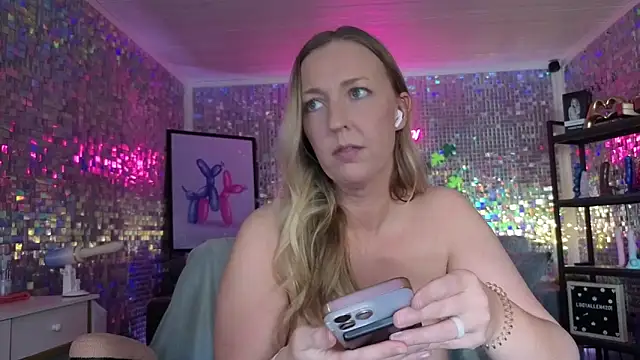 Czat XXX na żywo – lucyallen4201