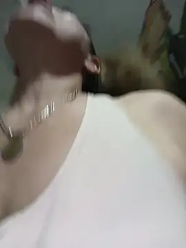 Chatroom XXX en direct de sasi_luna