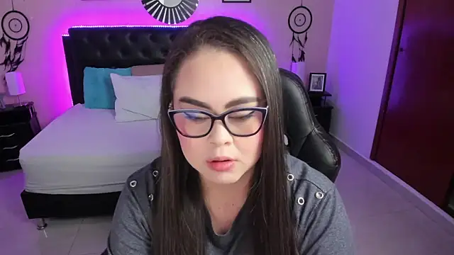 LolaVillalobos 라이브 XXX 채팅