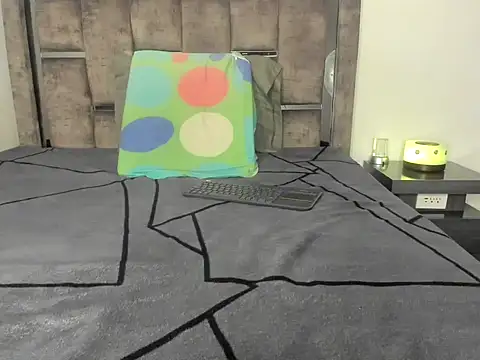 Master_Ruthless77n Webbikameraesitys