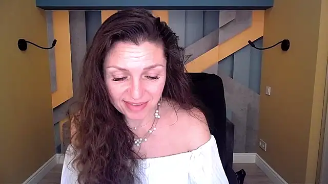 Chat XXX en directo de EllaLong