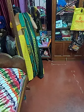 Little-Roshni Webcam-Show