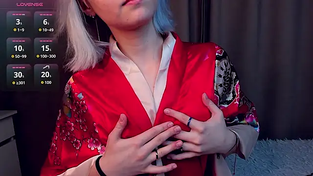 Chat +18 de GoldenLenarz ao vivo