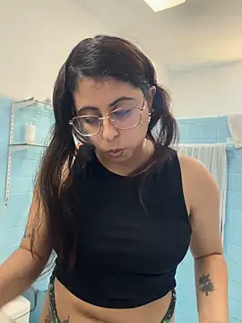 LaHijaDelPecado's Live XXX Chat