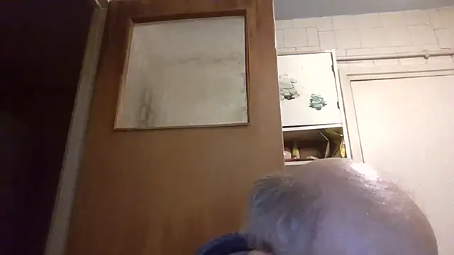 Chat XXX en directo de mariusica1@xh