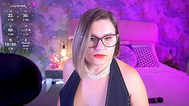 Živý XXX chat KiraRoxx